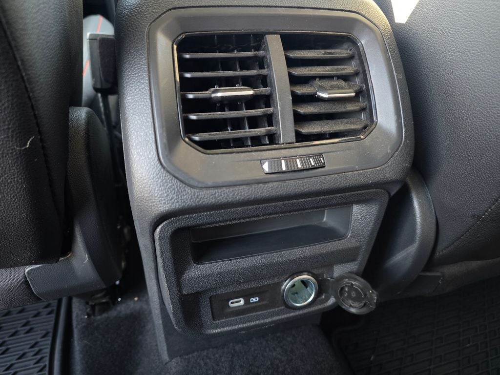 2024 Volkswagen Tiguan 2.0T Wolfsburg Edition