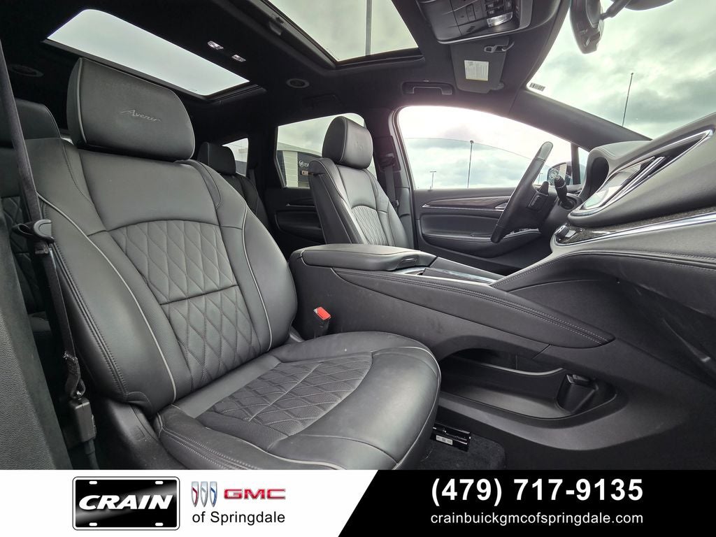 2023 Buick Enclave Avenir Tech / AWD / Pano Roof