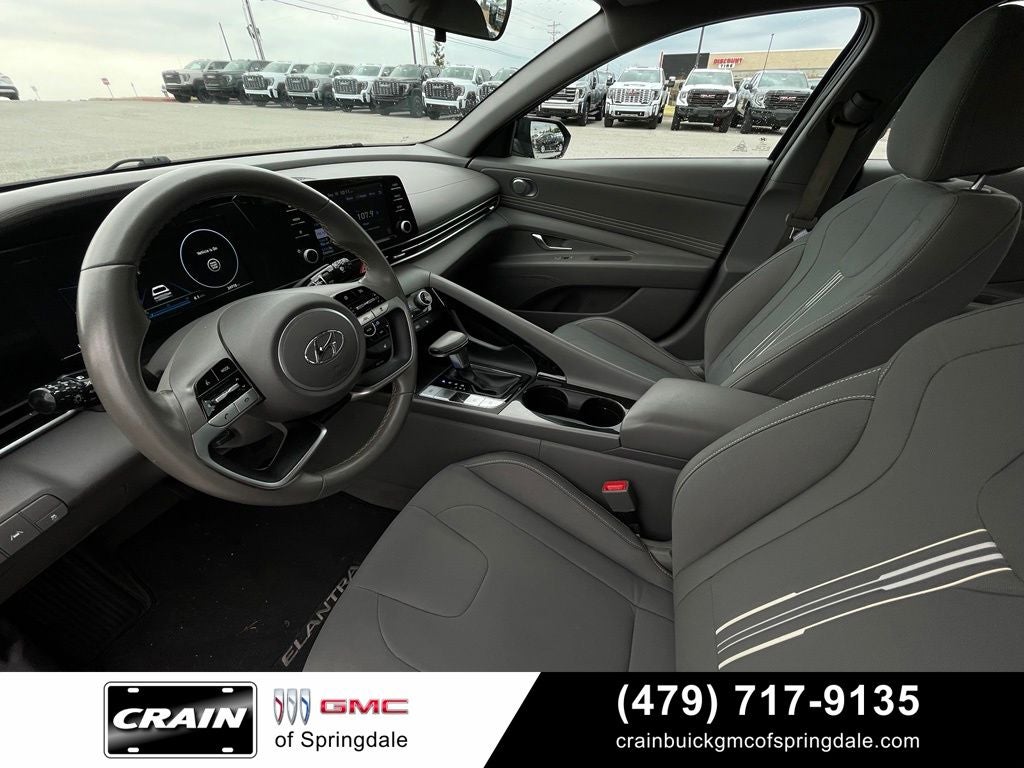 2021 Hyundai ELANTRA SEL