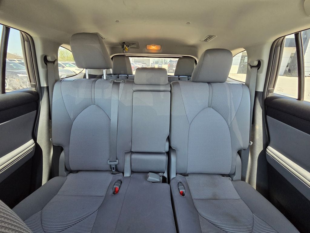 2021 Toyota Highlander L