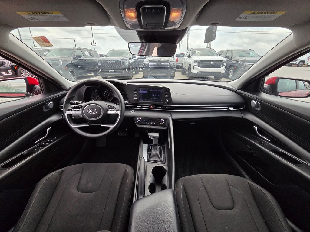2021 Hyundai ELANTRA SEL