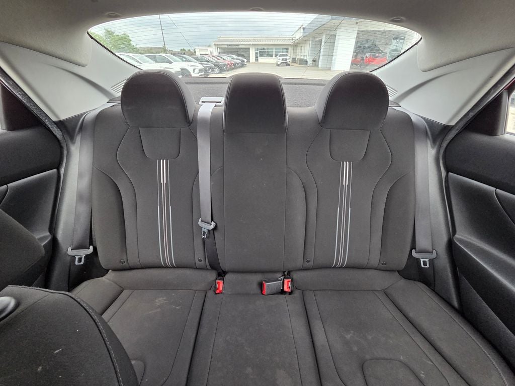 2021 Hyundai ELANTRA SEL