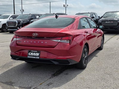2021 Hyundai ELANTRA SEL