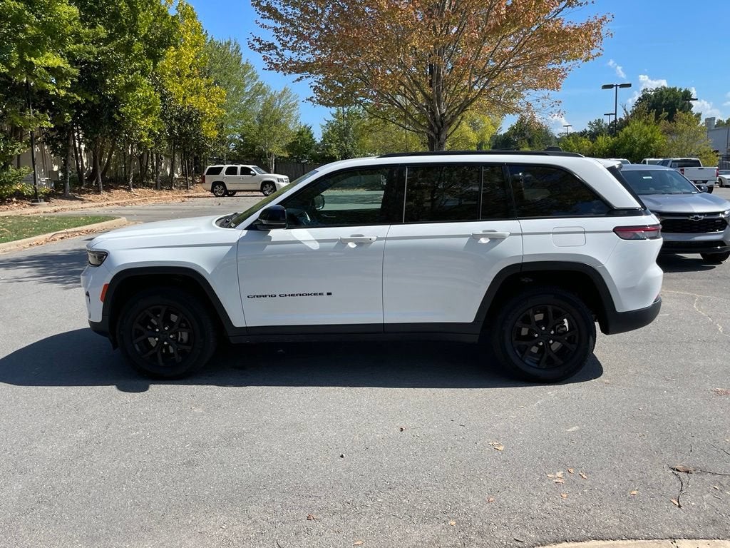 2025 Jeep Grand Cherokee Altitude