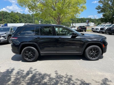 2024 Jeep Grand Cherokee Altitude