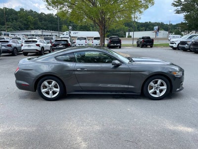 2017 Ford Mustang V6
