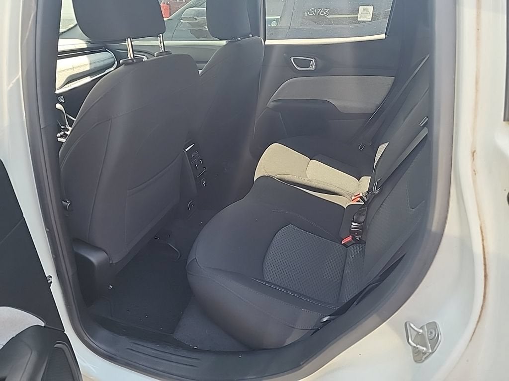 2023 Jeep Compass Sport