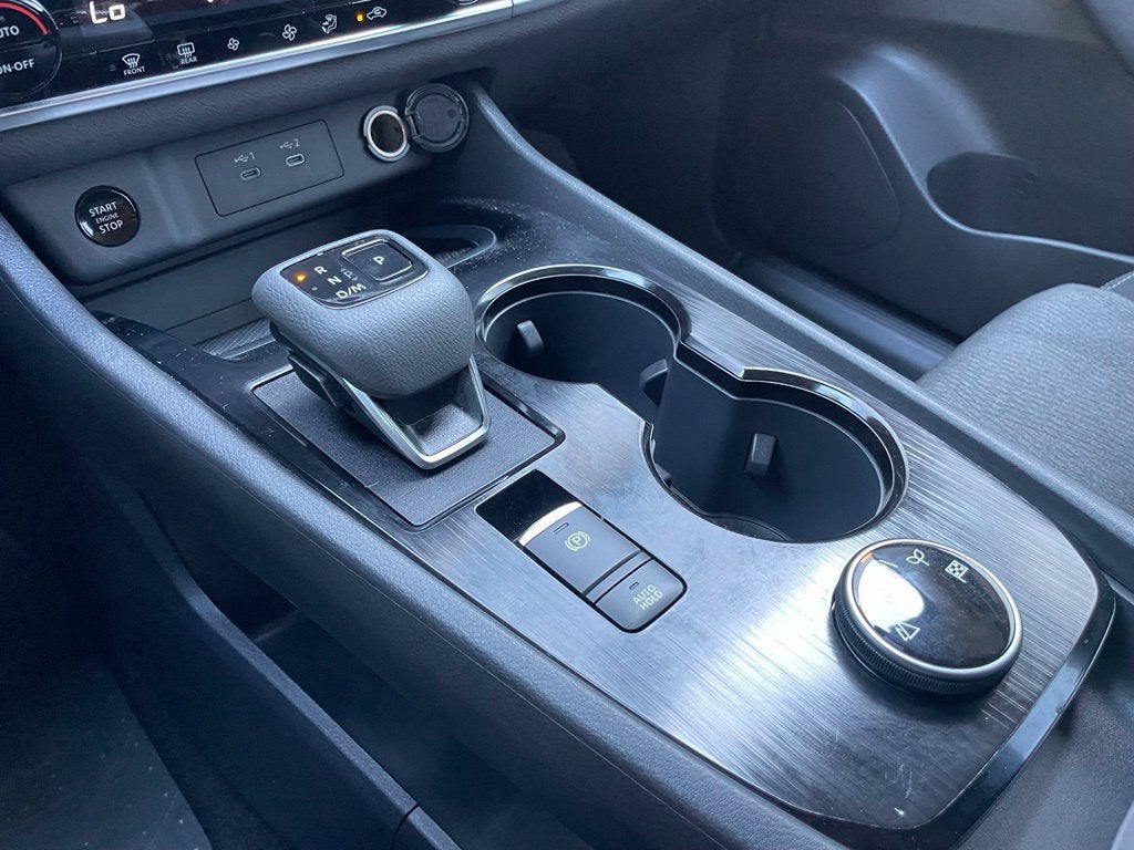 2026 Nissan ROGUE Base