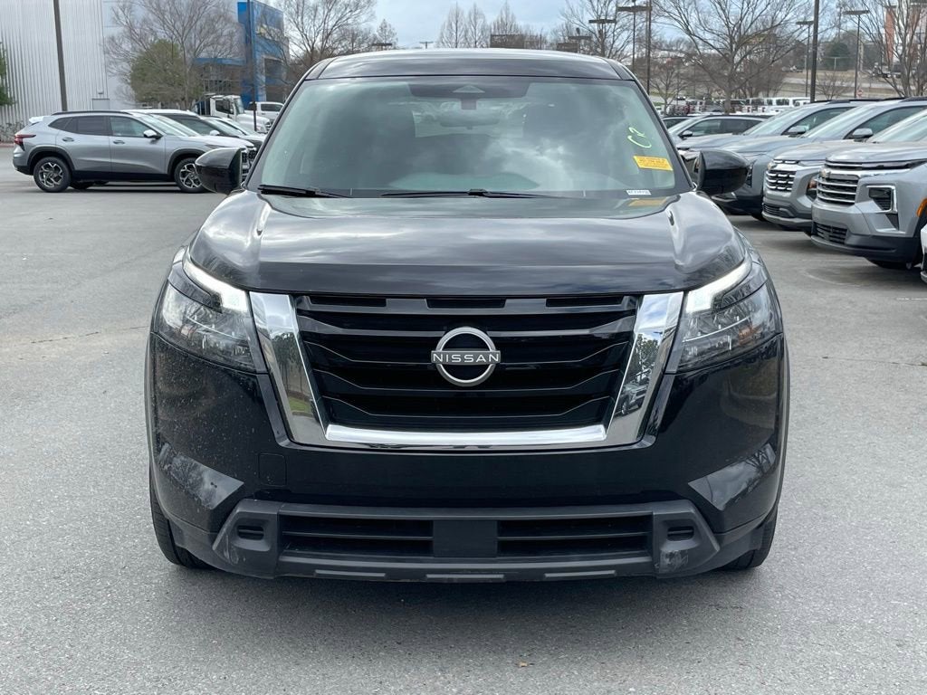 2024 Nissan Pathfinder S