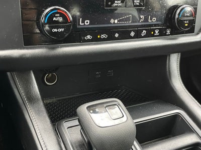 2024 Nissan Pathfinder S