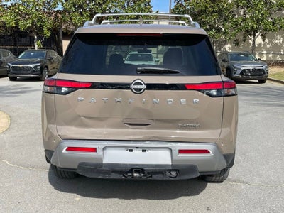 2024 Nissan Pathfinder Platinum