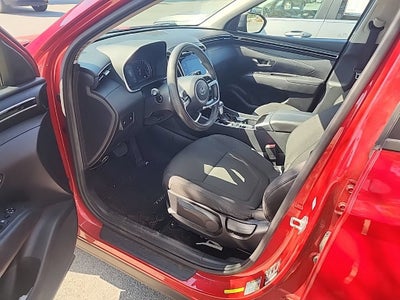 2022 Hyundai TUCSON SE