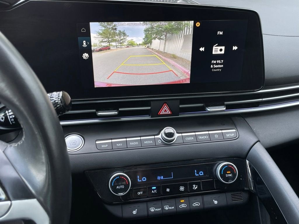2025 Hyundai ELANTRA SEL Convenience
