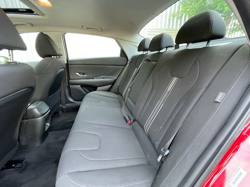2025 Hyundai ELANTRA SEL Convenience