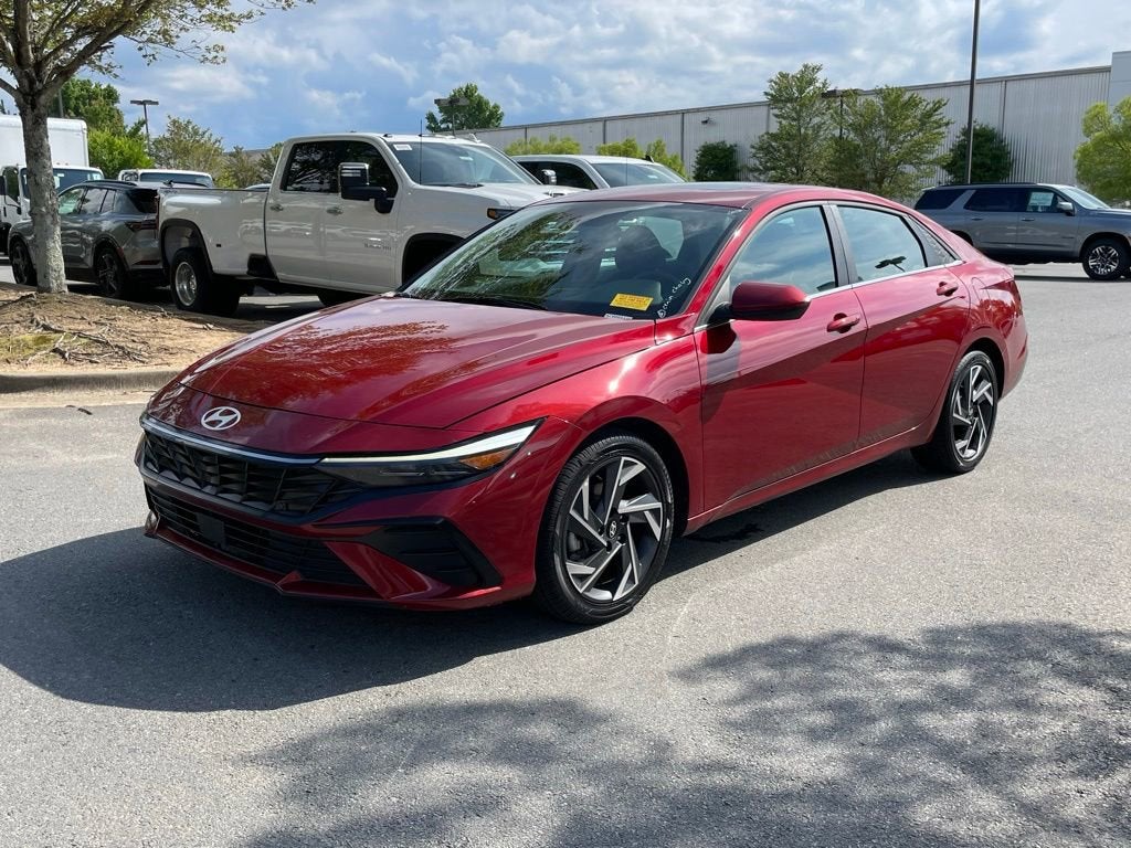 2025 Hyundai ELANTRA SEL Convenience
