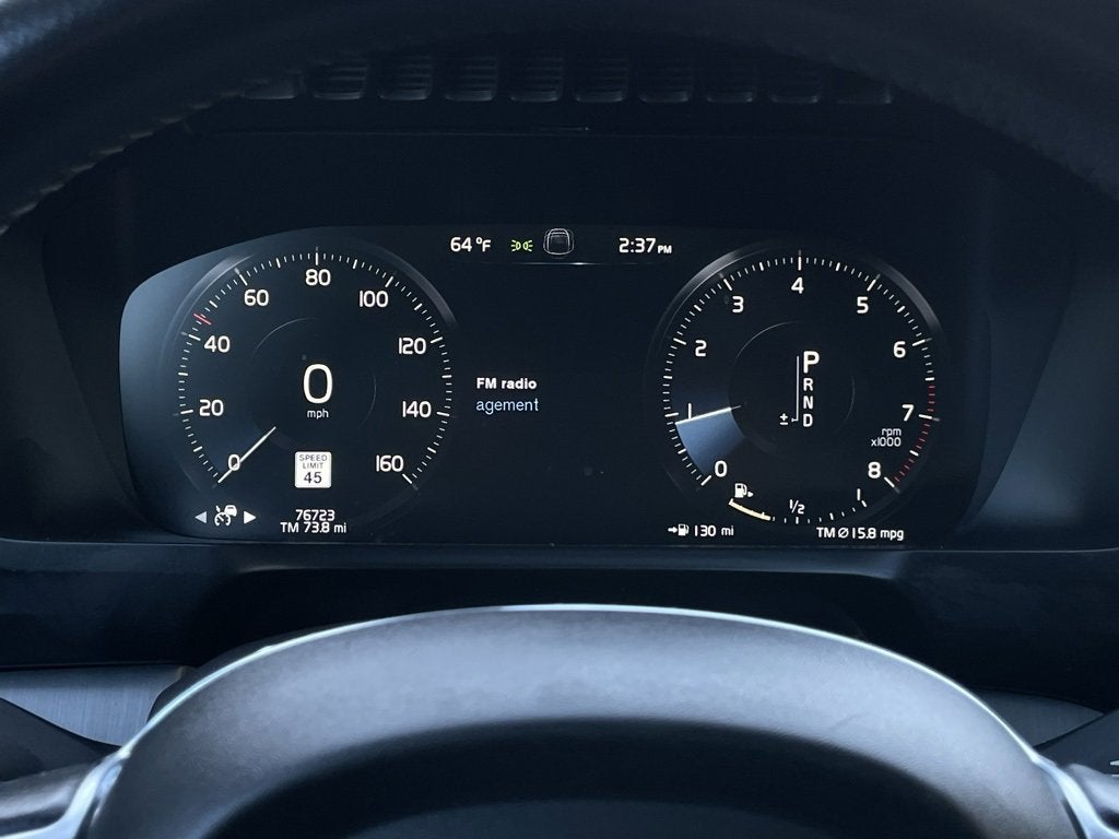 2021 Volvo XC90 Momentum