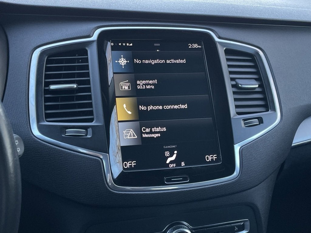 2021 Volvo XC90 Momentum