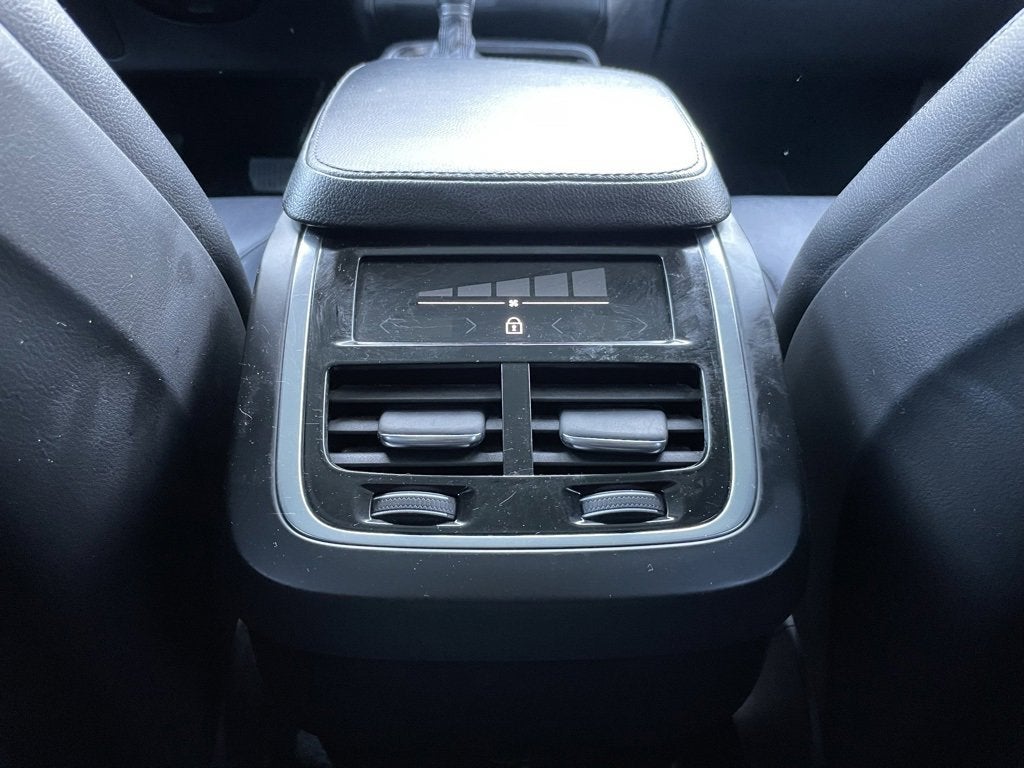 2021 Volvo XC90 Momentum