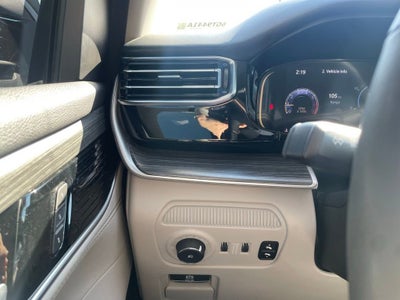 2023 Jeep Wagoneer L Series II