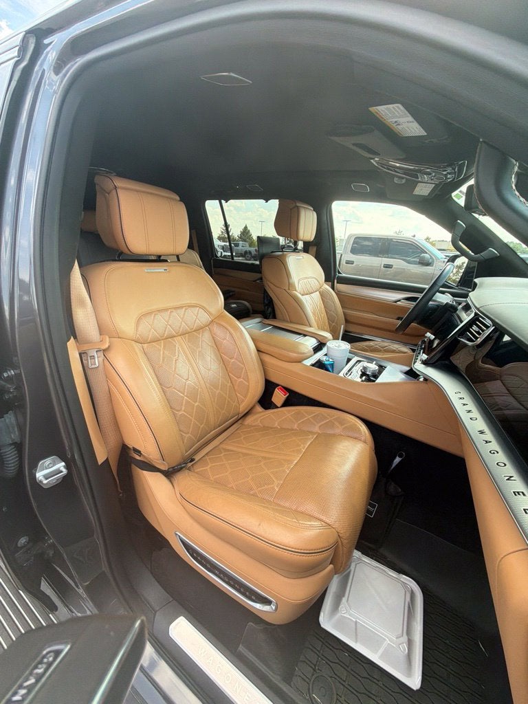 2023 Jeep Grand Wagoneer L Series III
