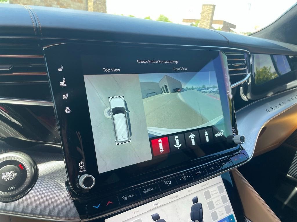 2022 Jeep Grand Wagoneer Series III