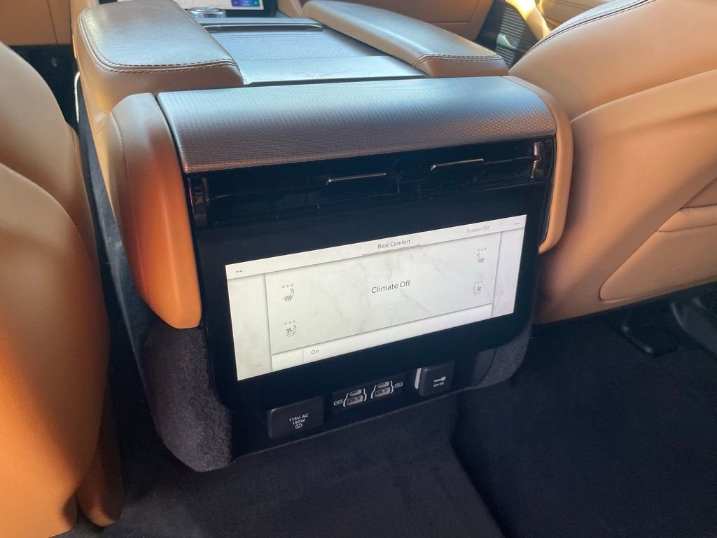 2022 Jeep Grand Wagoneer Series III