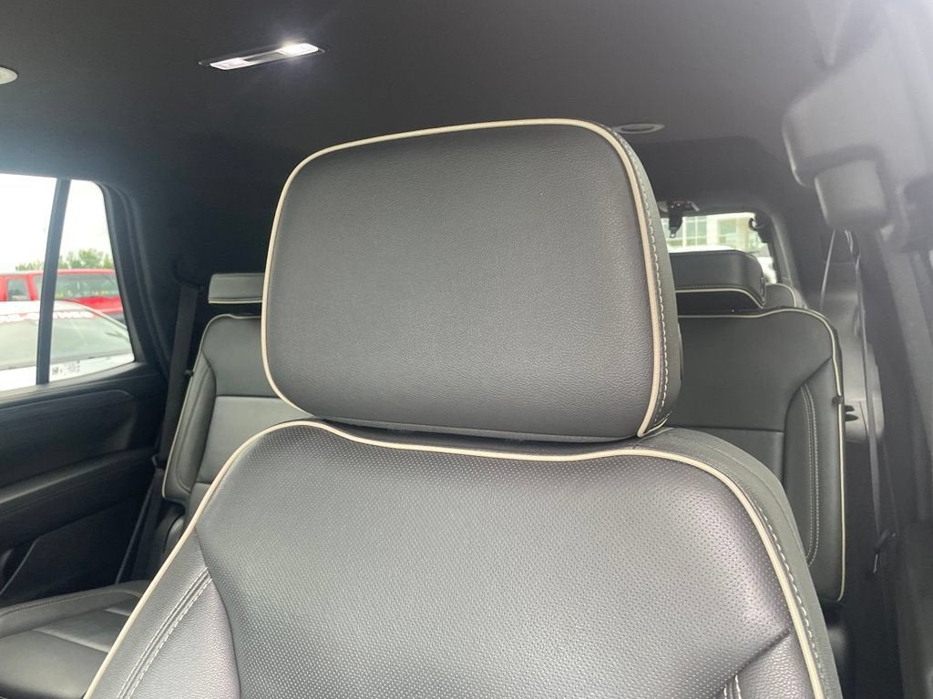 2024 GMC Yukon SLT