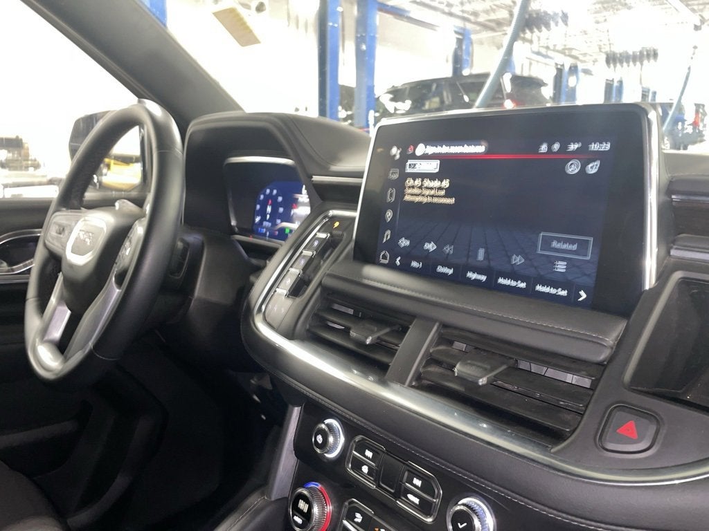 2024 GMC Yukon XL SLE