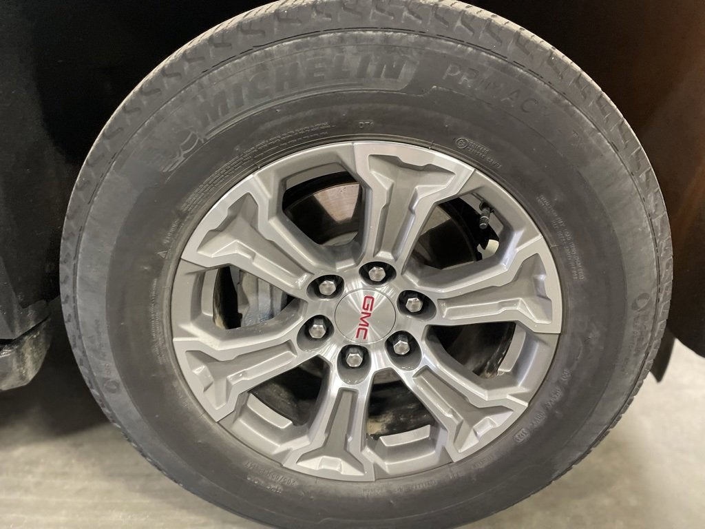 2024 GMC Yukon XL SLE