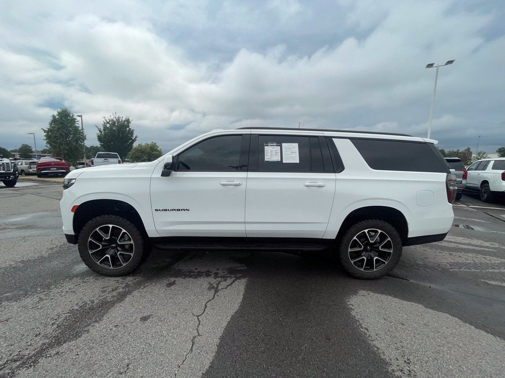 2024 Chevrolet Suburban RST