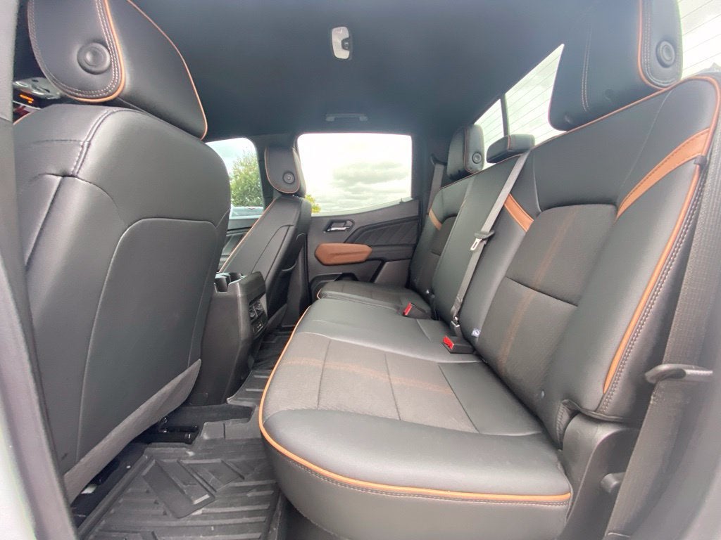 2025 GMC Canyon AT4