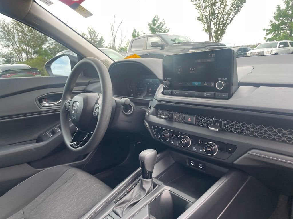2025 Honda Accord Sedan SE