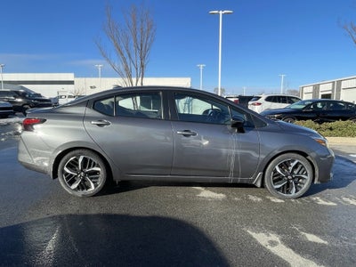 2023 Nissan Versa SR