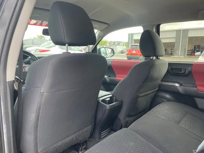 2022 Toyota Tacoma 2WD SR5