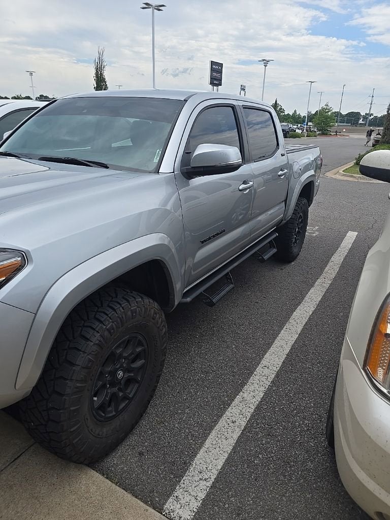2022 Toyota Tacoma 4WD SR