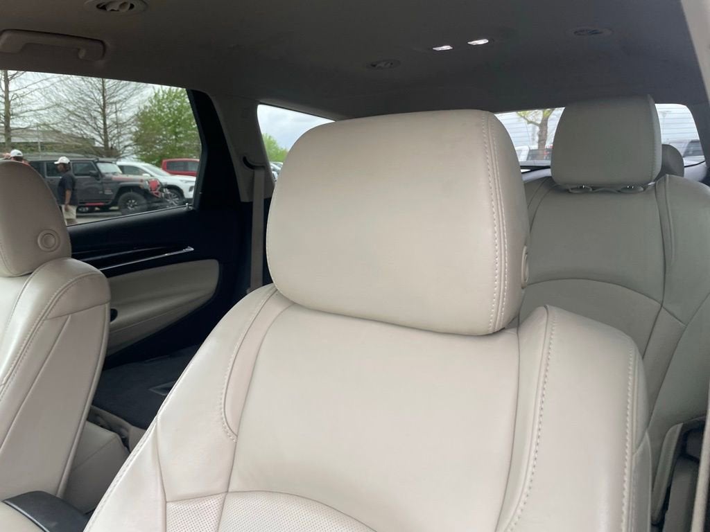 2021 Buick Enclave Essence