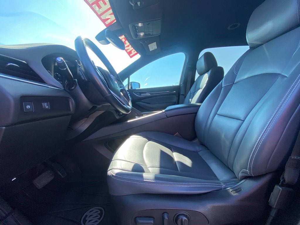 2022 Buick Enclave Essence