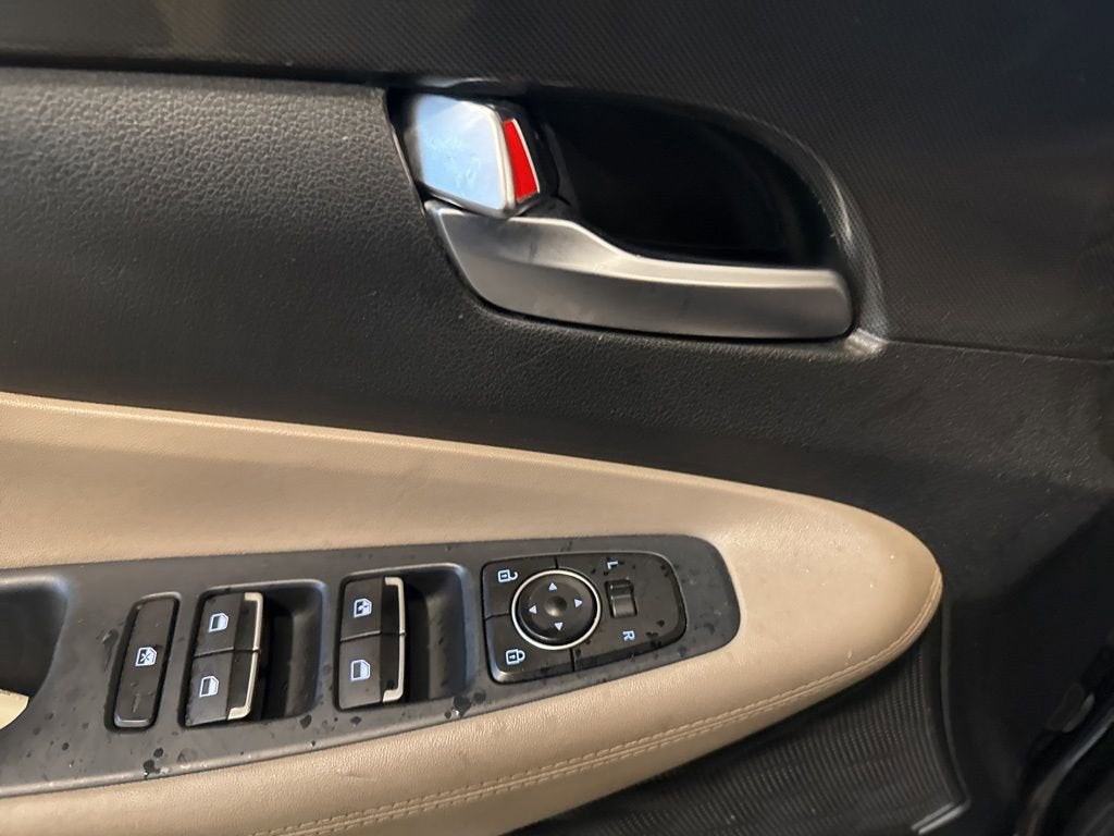 2021 Hyundai SANTA FE SE