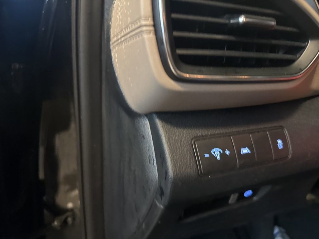 2021 Hyundai SANTA FE SE