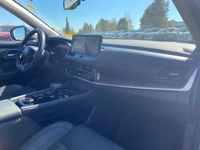 2025 Nissan Rogue Platinum