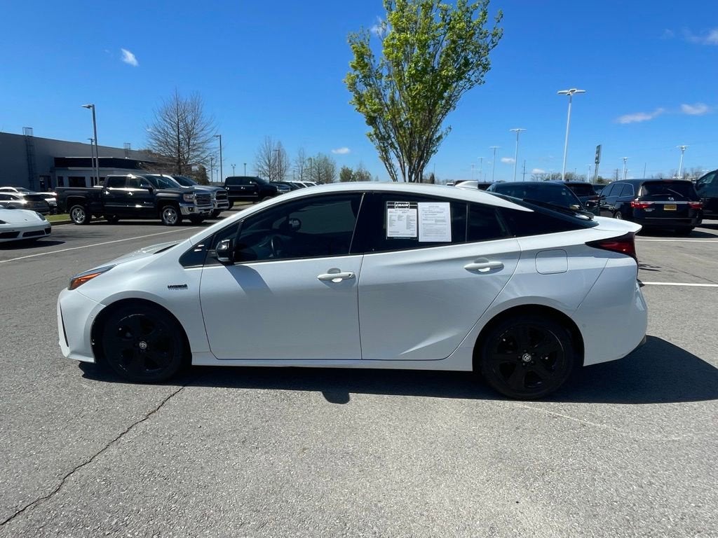 2021 Toyota Prius L Eco