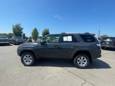 2024 Toyota 4Runner SR5
