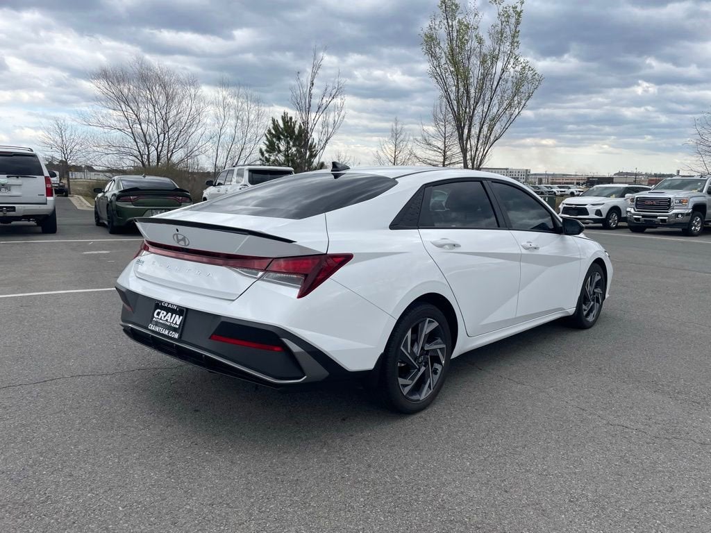 2025 Hyundai ELANTRA SEL Sport