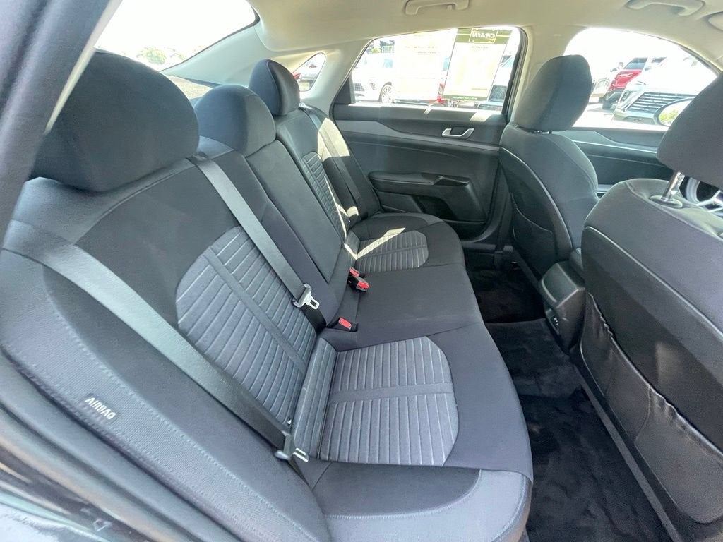 2025 Kia K5 LXS