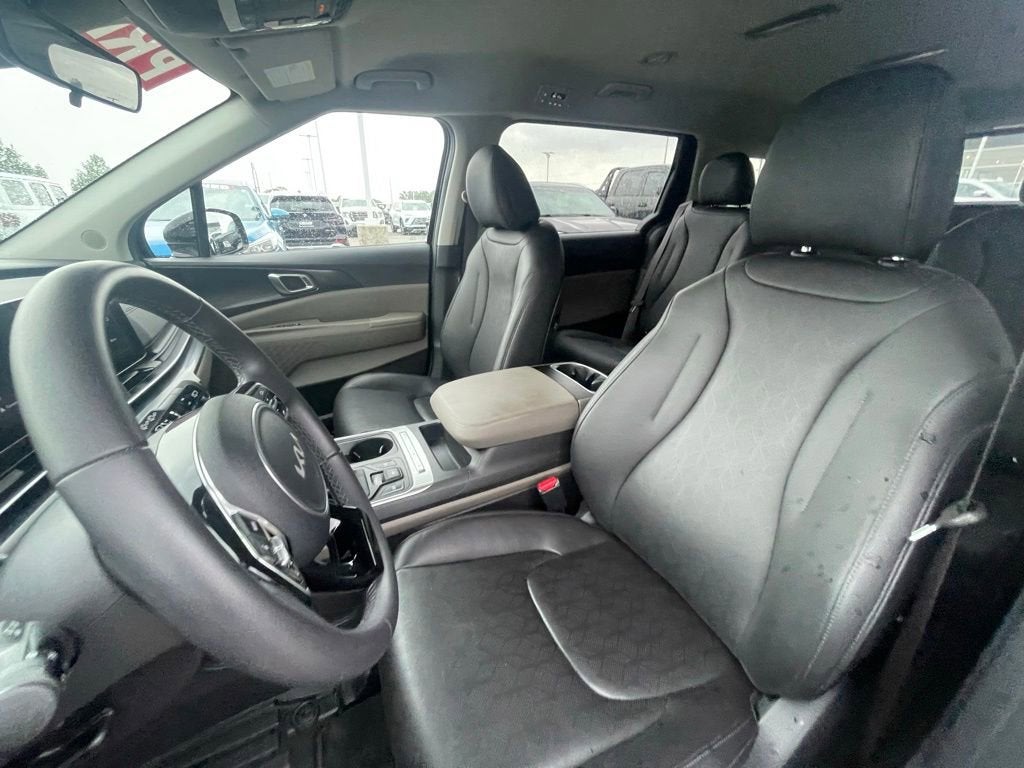2025 Kia Carnival LXS