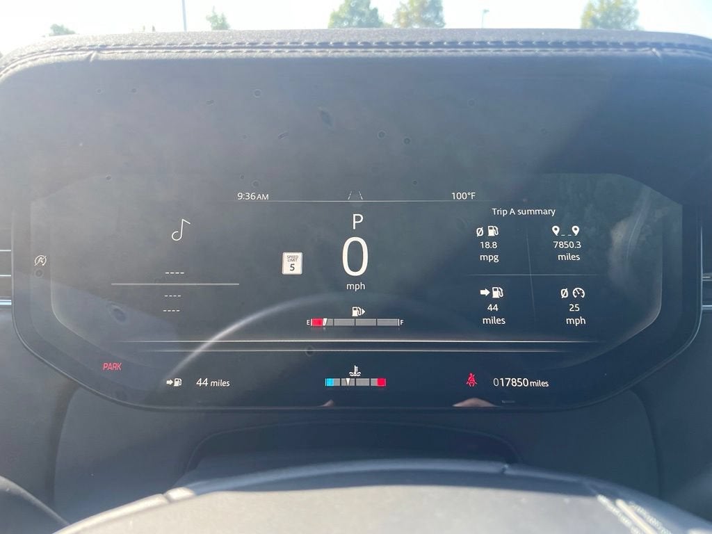 2025 Land Rover Range Rover SE