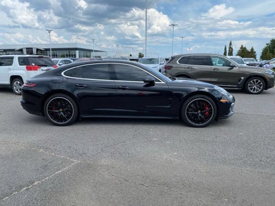 2018 Porsche Panamera Turbo