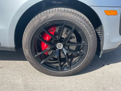 2022 Porsche Macan S