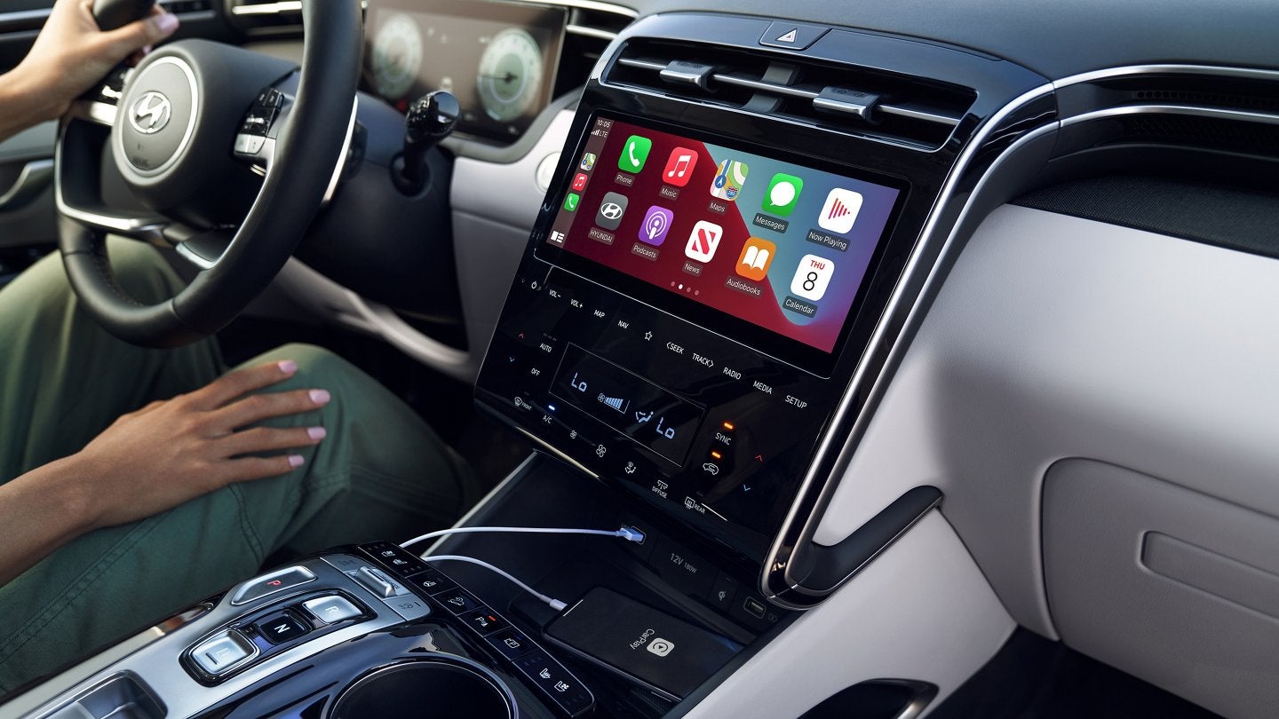 2022 Tucson Interior | Crain Hyundai of Little Rock in Little Rock AR