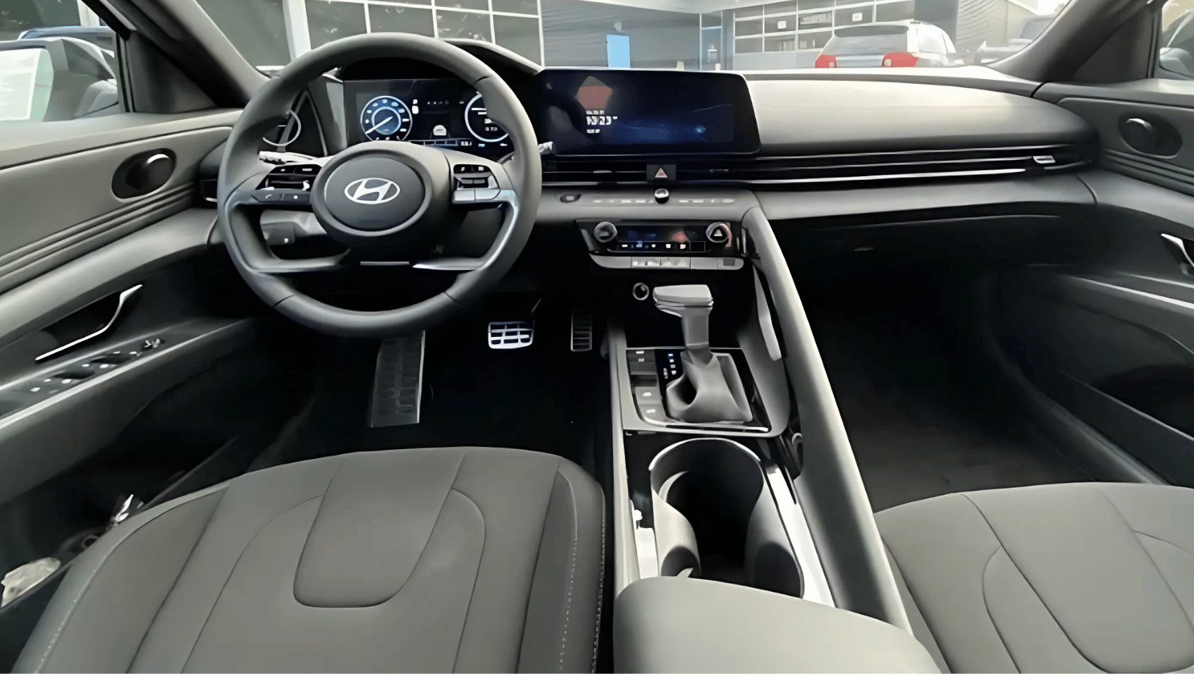 Interior View of the 2025 Hyundai Elantra Hybrid